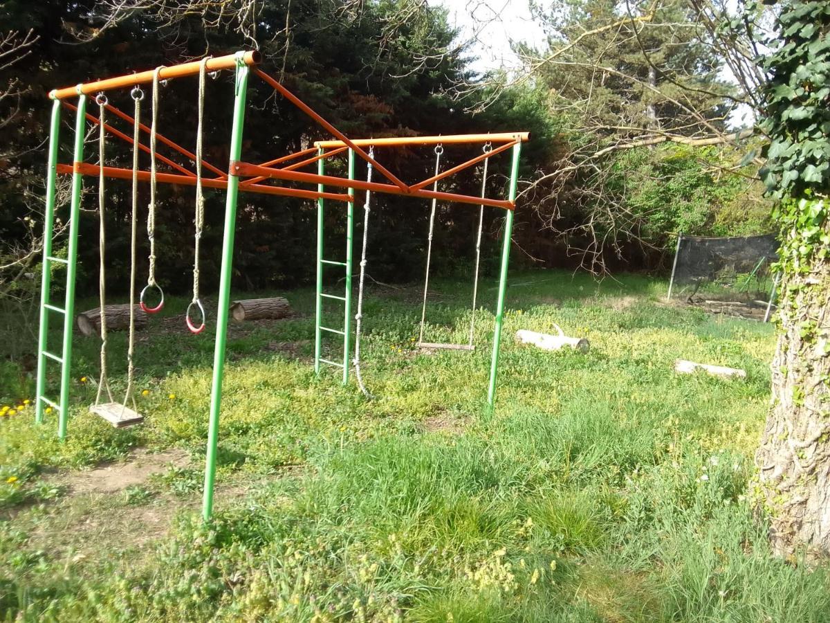 Les Favouilles - Gite & Chambres D Hotes Dauphin Extérieur photo