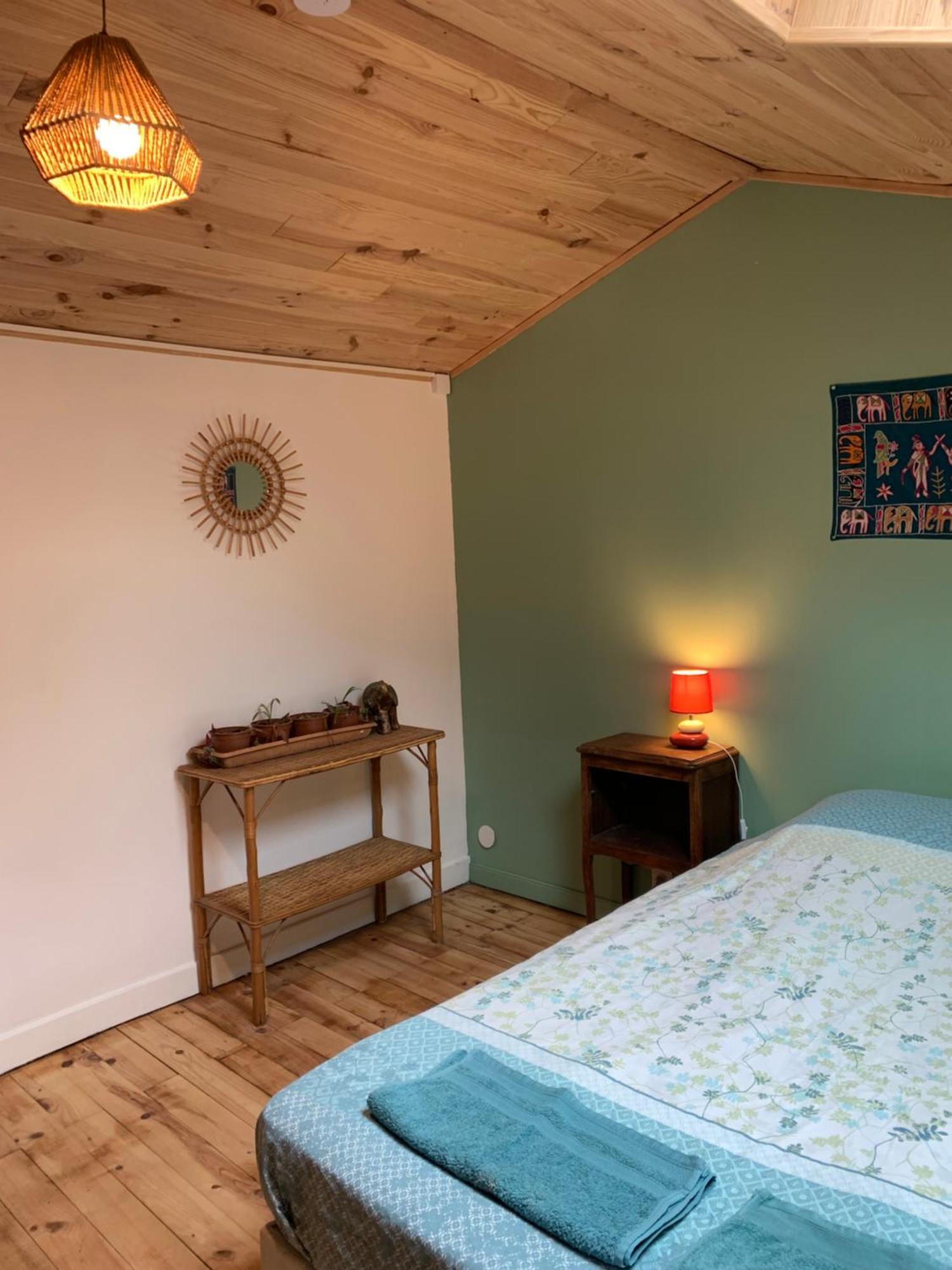 Les Favouilles - Gite & Chambres D Hotes Dauphin Extérieur photo