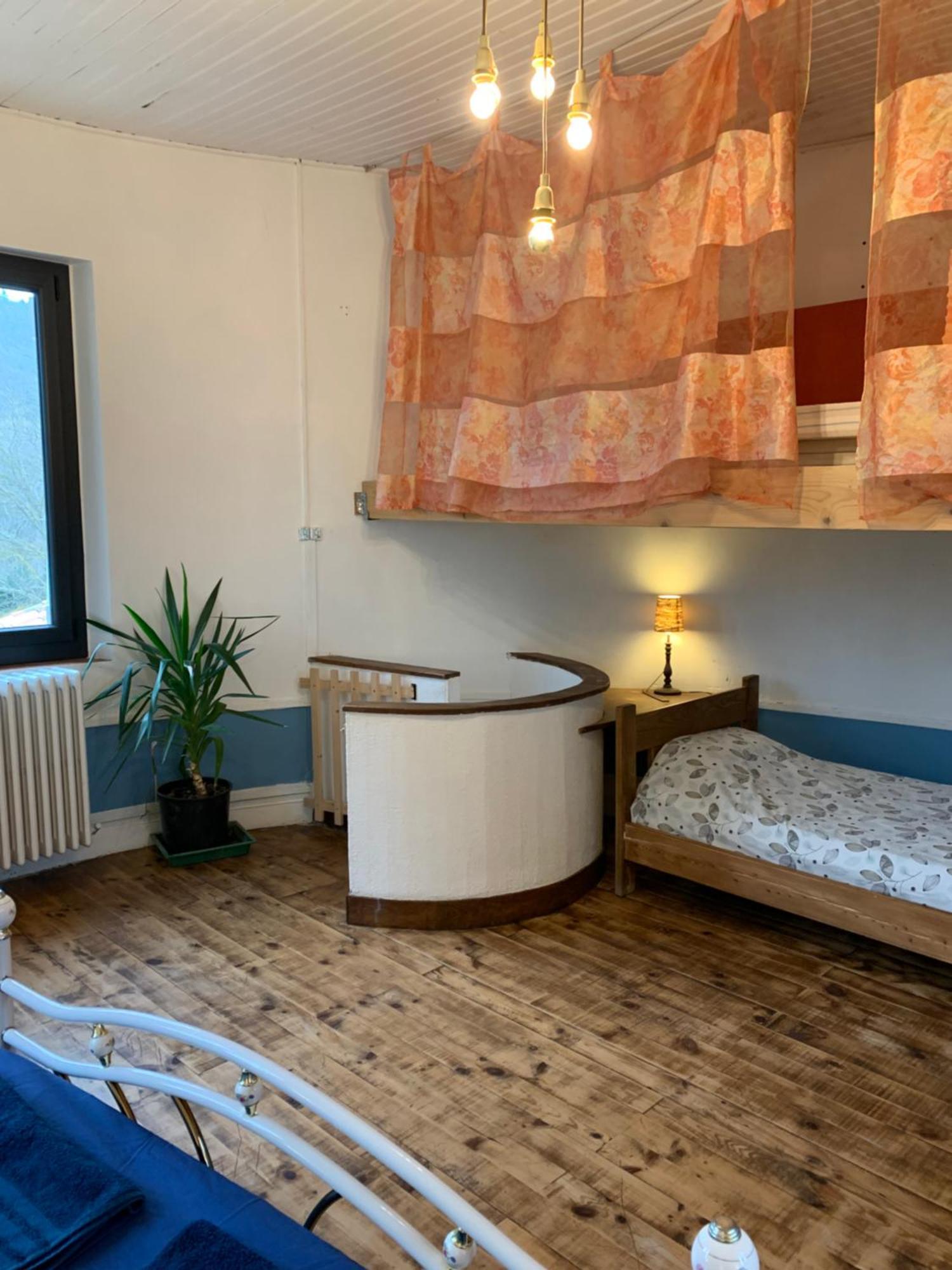 Les Favouilles - Gite & Chambres D Hotes Dauphin Extérieur photo